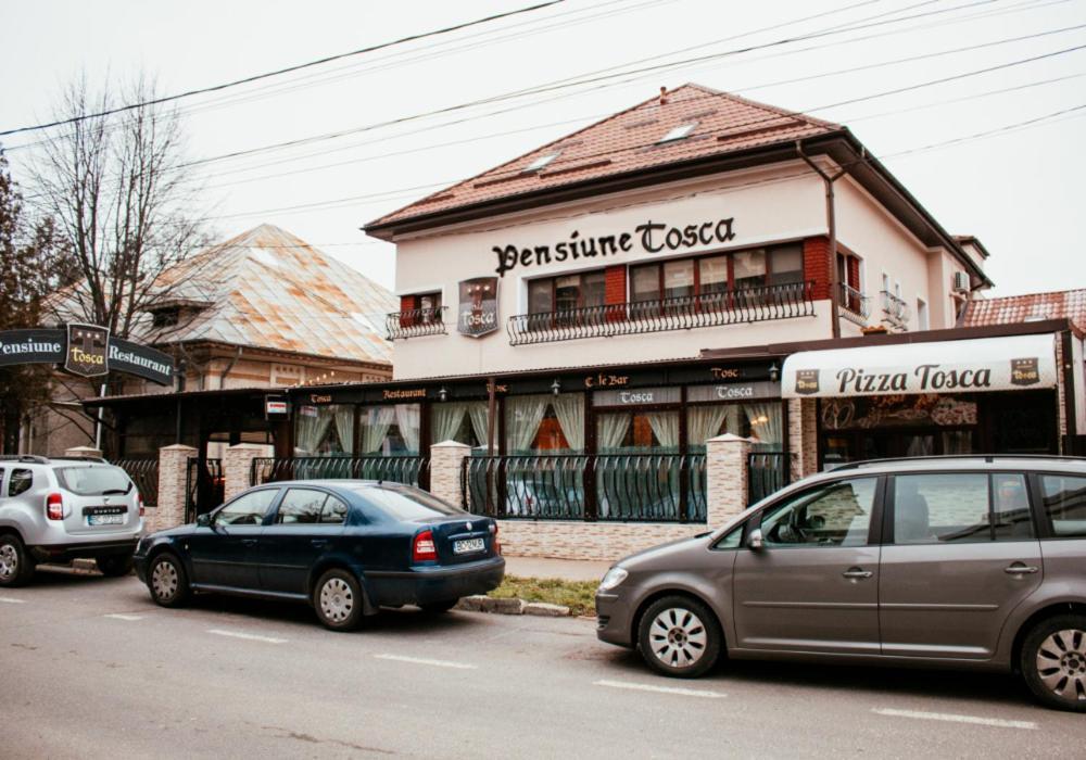 Pensiune Turistica Tosca บาเคา ภายนอก รูปภาพ